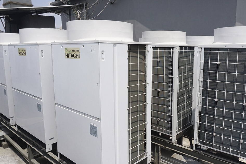 Developing cost effective & energy efficient solutions for the tropical heat-A Case Study