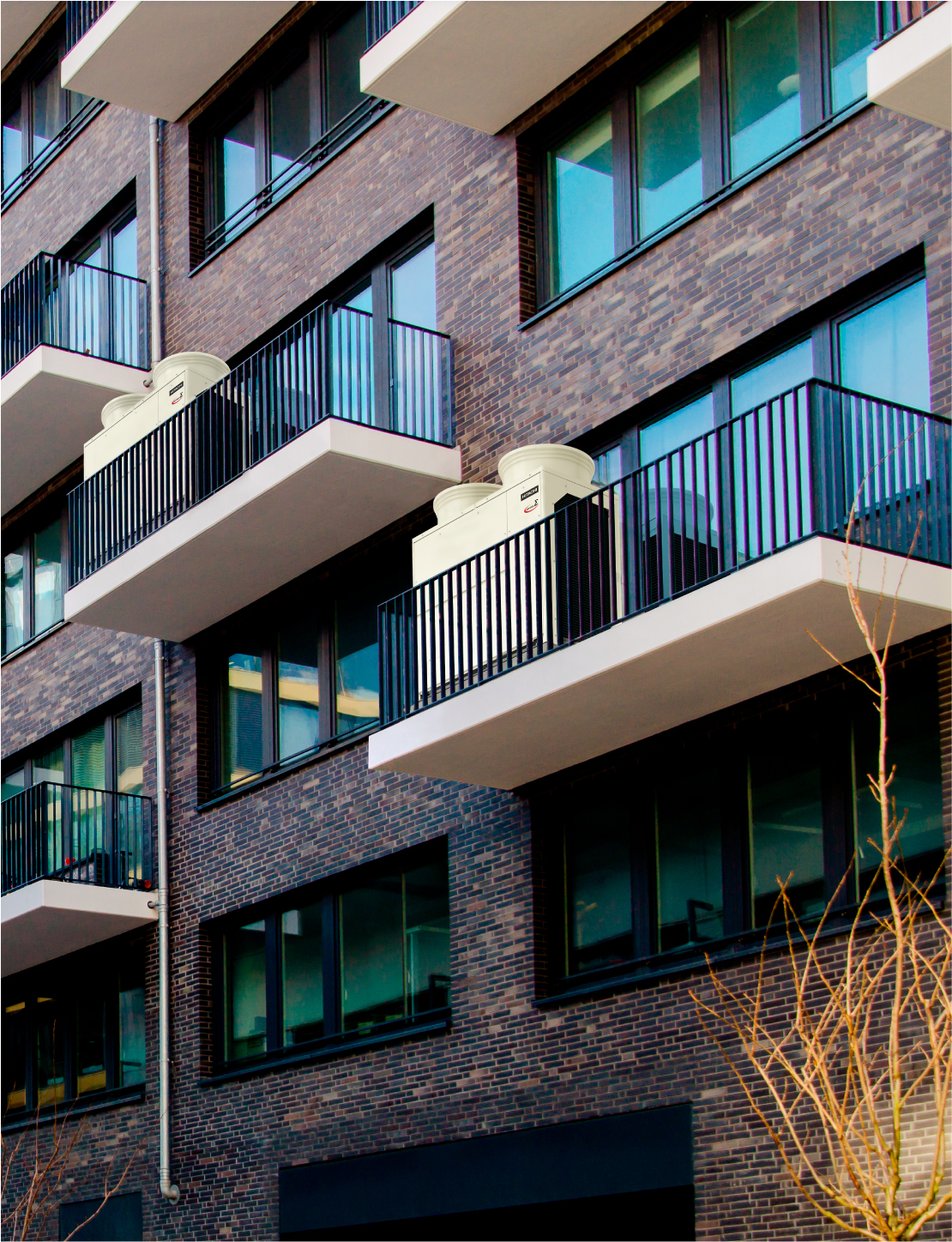 Energy-efficient chillers and heat pumps for building refurbishment ...